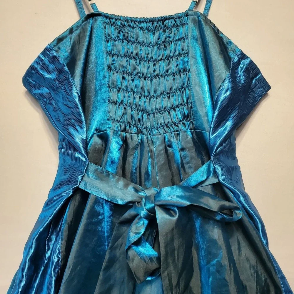 VTG Y2K Prom Dress Juniors Medium Iridescent Blue Metallic Rosette Ruffle Fairy
